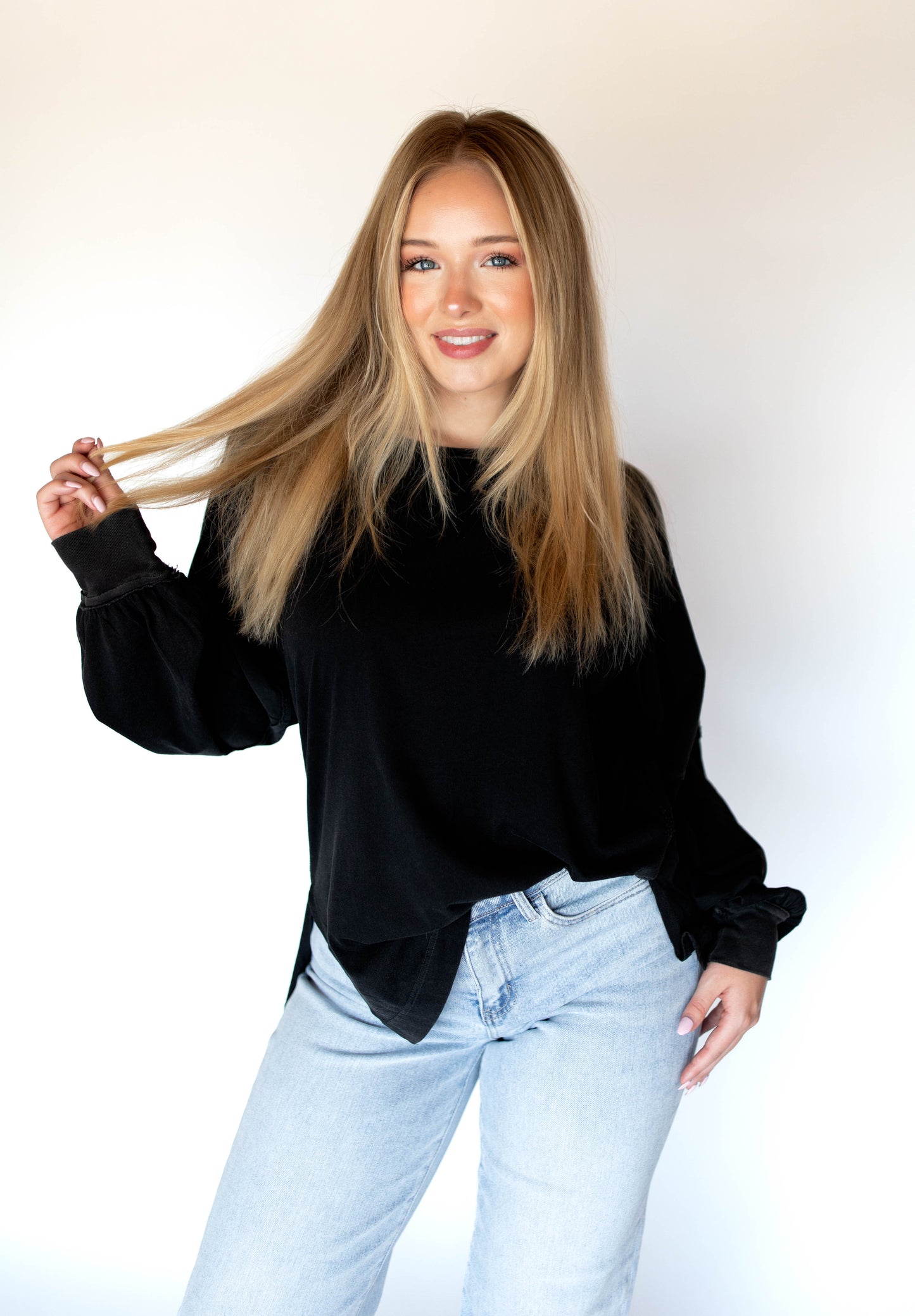 Chasing Cozy Days Top | Black