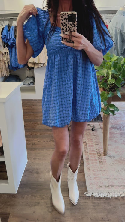 Evelyn Textured Puff Sleeve Dress (FINAL SALE)